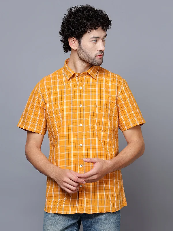 Men's Mustard Casual Medium Checks Half Sleeve Shirt