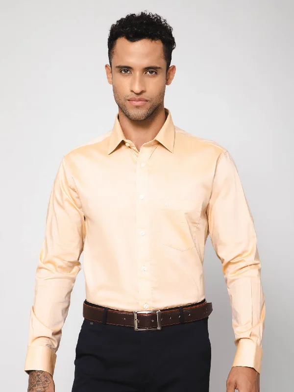 Men's Light Yellow Formal Self Textured Full Sleeve Shirt